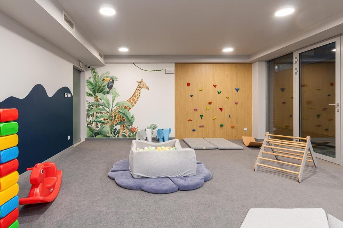 Apartament Holiday 8/25 레왈 외부 사진